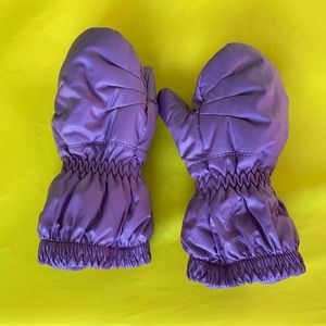 Patagonia baby puff mitts purple 3-6M